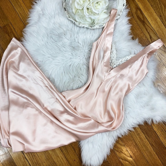 SOLD🌹Vtg 80s Valentino Silky Bias Cut Slip Dress - Picture 3 of 4